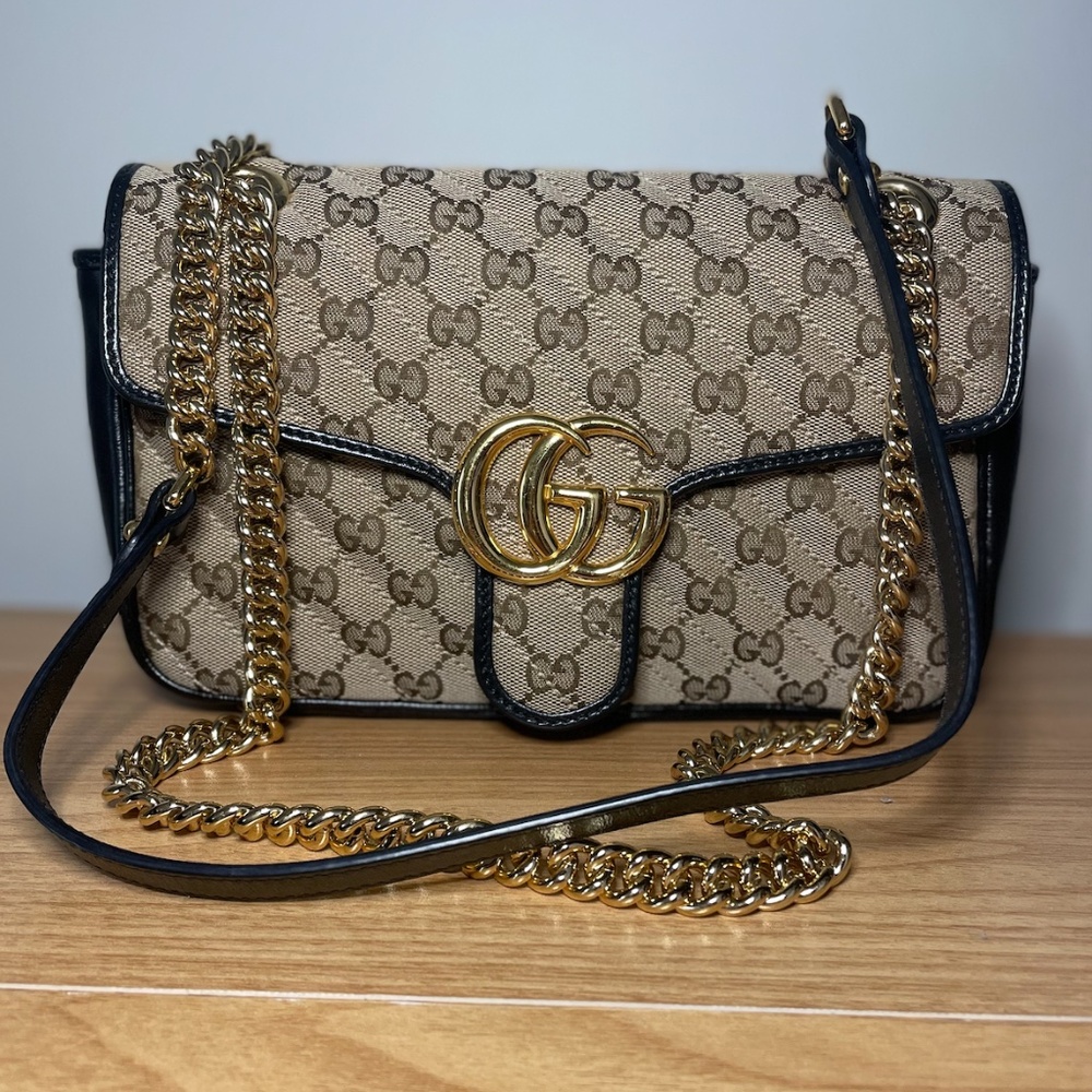 GG Marmont small shoulder bag